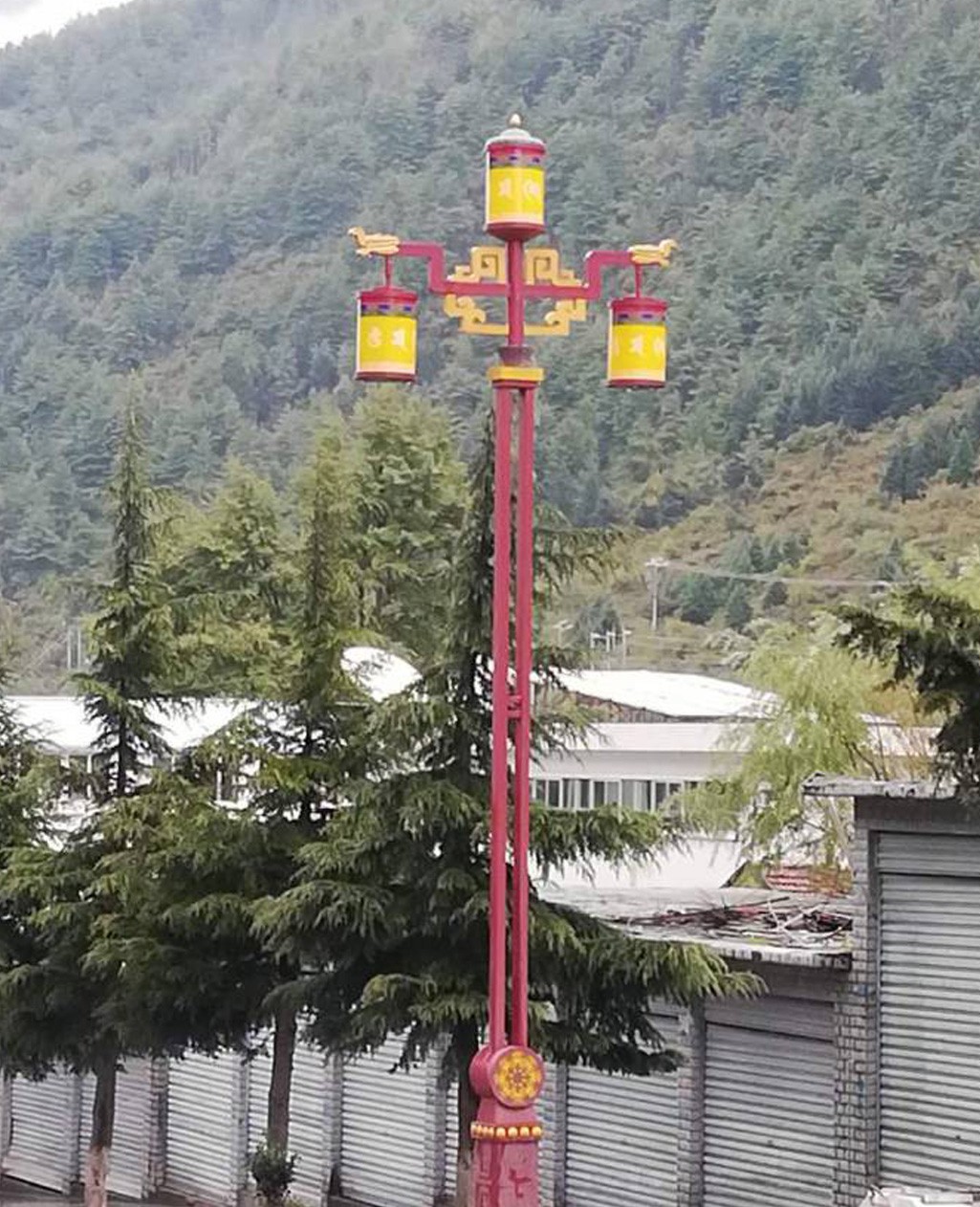 民族风市电路灯